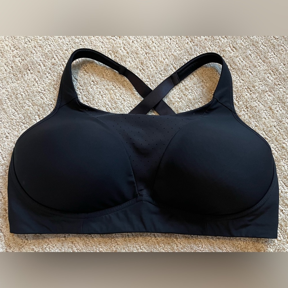 Lululemon Run Times Sports Bra 38DD or 36DD High Support BLACK adjustable straps